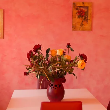 בית נופש Domus Rose *